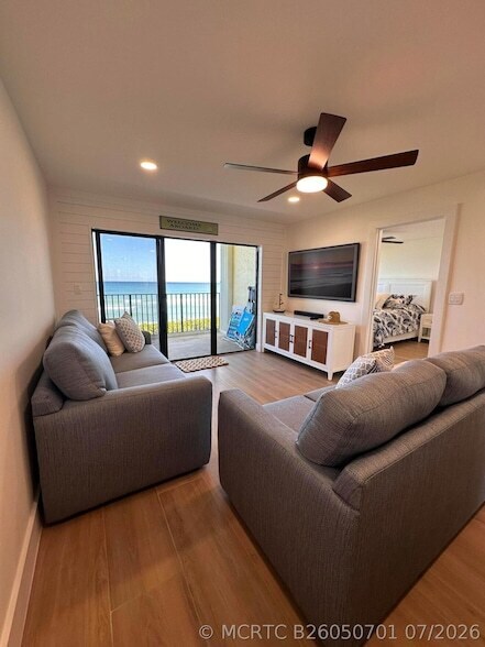 Building Photo - 7430 S Ocean Dr