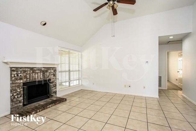 Building Photo - 2020 Spring Mills Rd