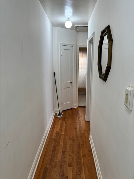 Building Photo - 4514 Saint Georges Ave