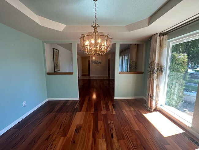 Building Photo - 2601 Bardolino Ln