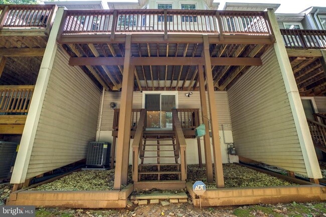Building Photo - 3105 Sutherland Hill Ct