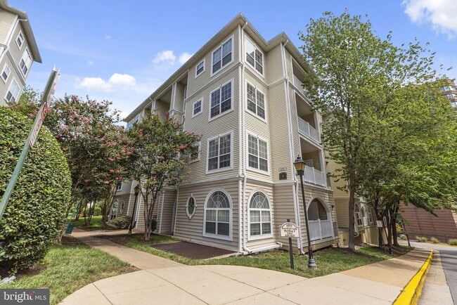 Building Photo - 4551 Strutfield Ln