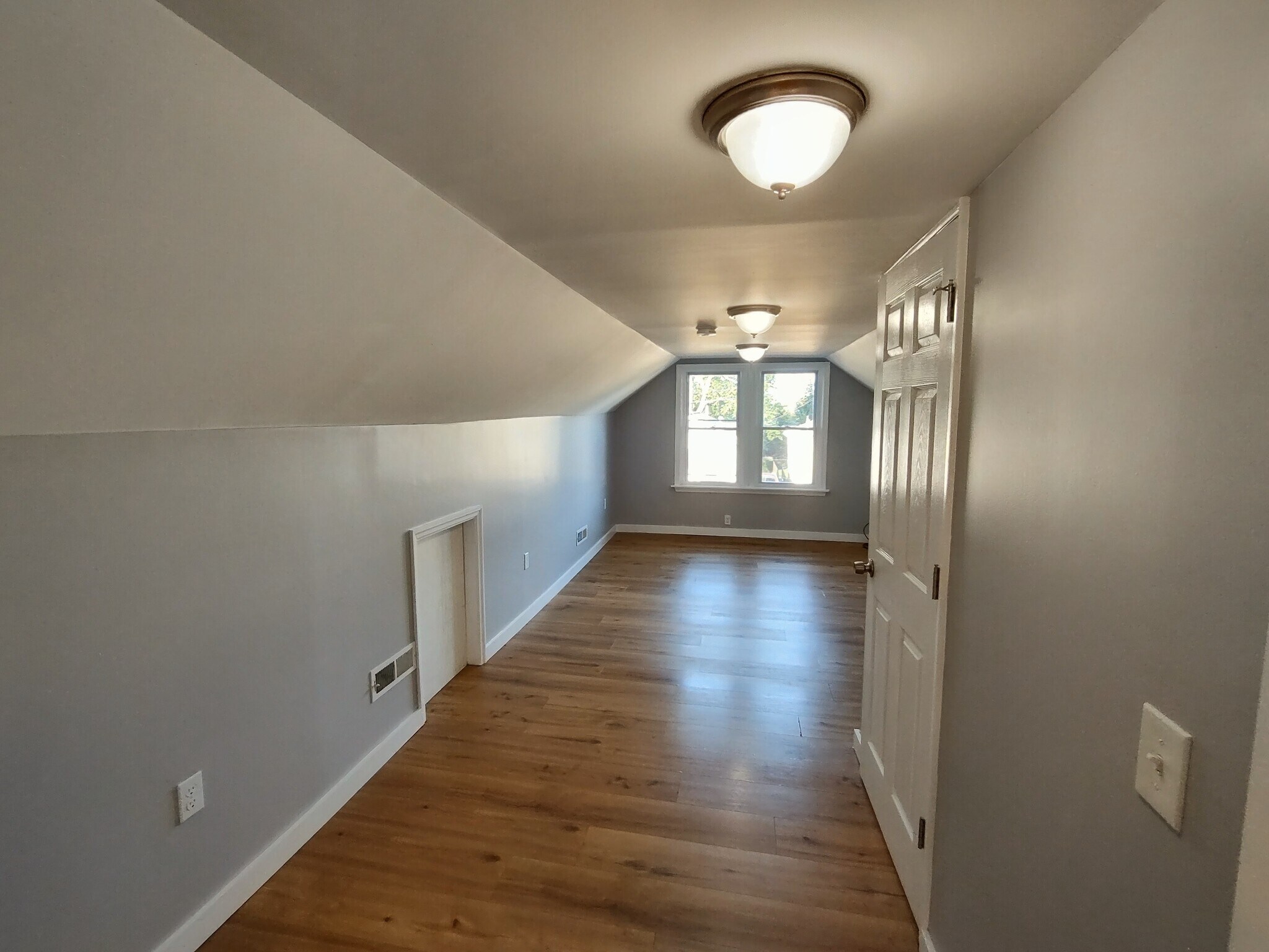 Building Photo - 1725 Avenue M