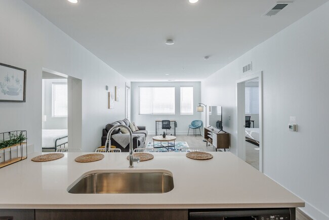 Building Photo - 601 E Pete Rose Wy