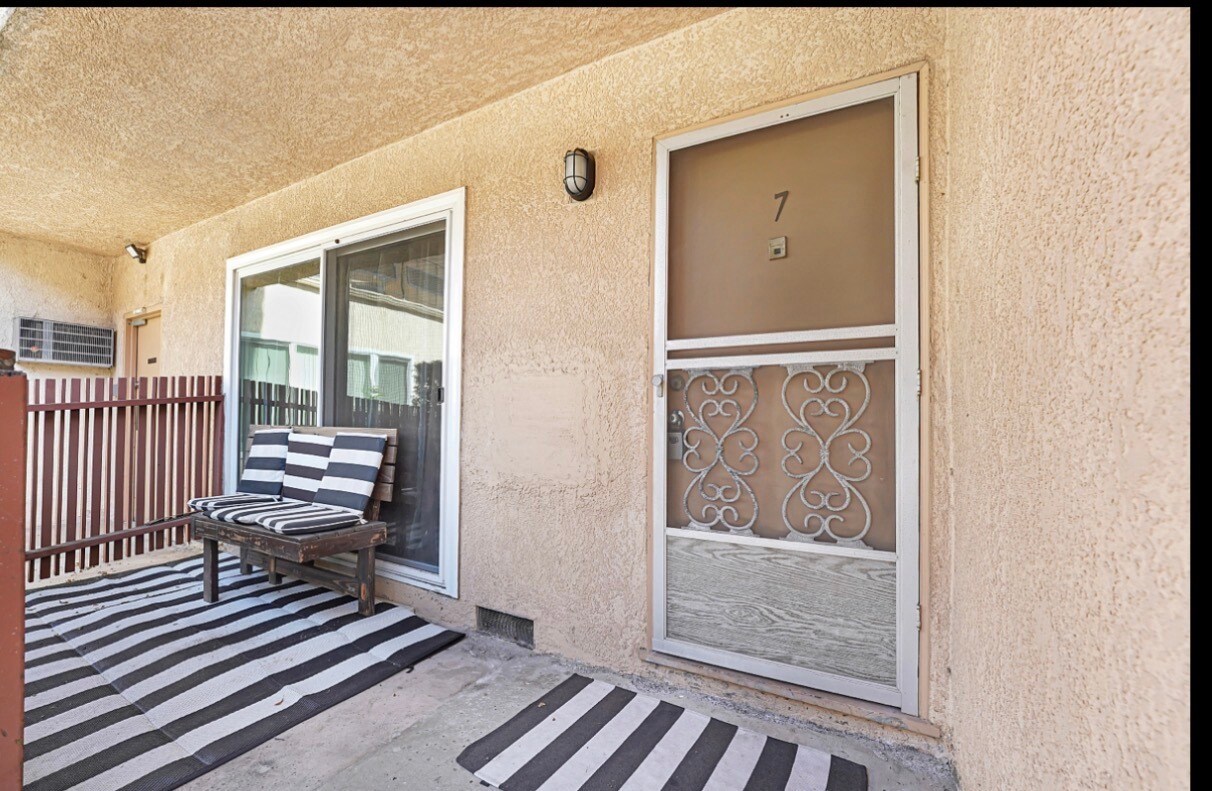 Building Photo - 5232 Corteen Pl