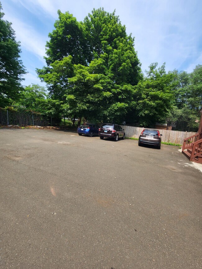 Building Photo - 39 William St