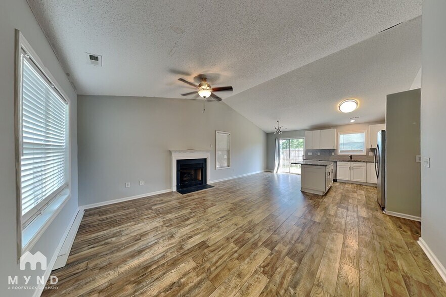 Building Photo - 200 Cedar Ridge Cir