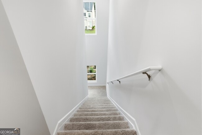 Building Photo - 28 Umber Ln