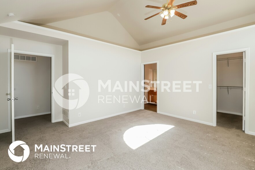 Building Photo - 2304 Sumter Ct