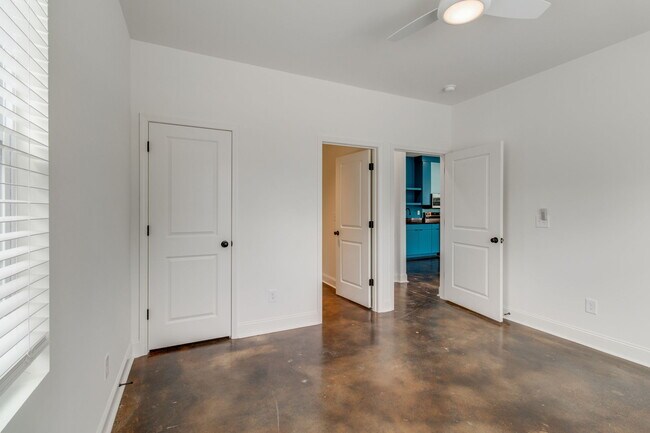 Building Photo - 1410 Barnwell St