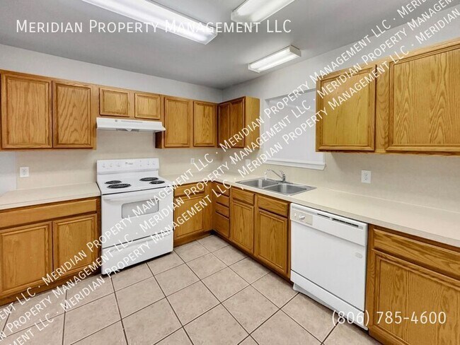 Building Photo - 515 N Brentwood-A