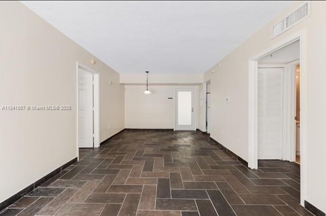 Building Photo - 7800 Collins Ave