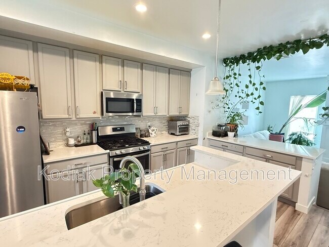 Building Photo - 5311 Canary Grass Wy