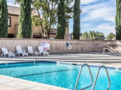 Building Photo - 1850 E Avenue J2