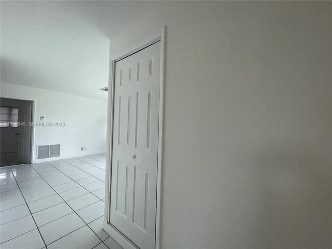 Building Photo - 5820 NW 13th St