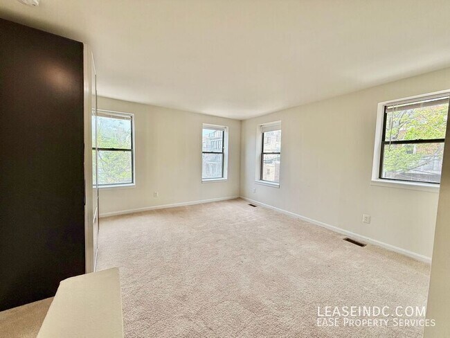 Building Photo - 1532 15th St NW