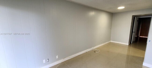 Building Photo - 57 Cambridge C