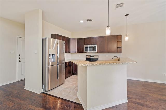 Building Photo - 102 Eagle Meadow Dr