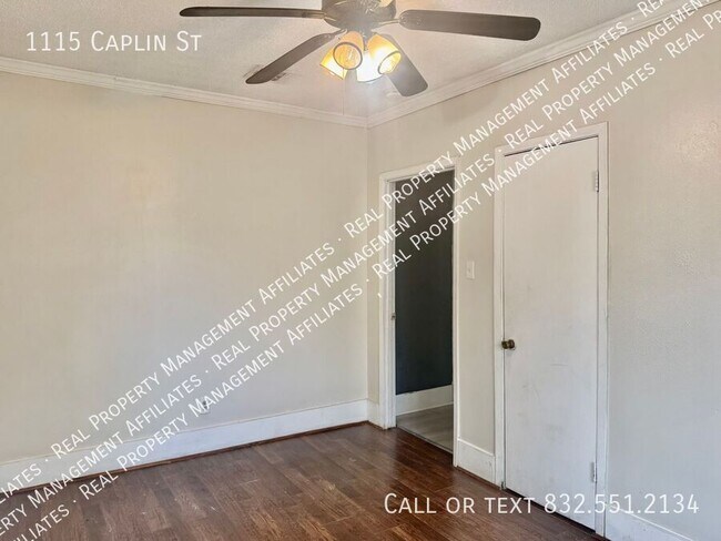 Building Photo - 1115 Caplin St