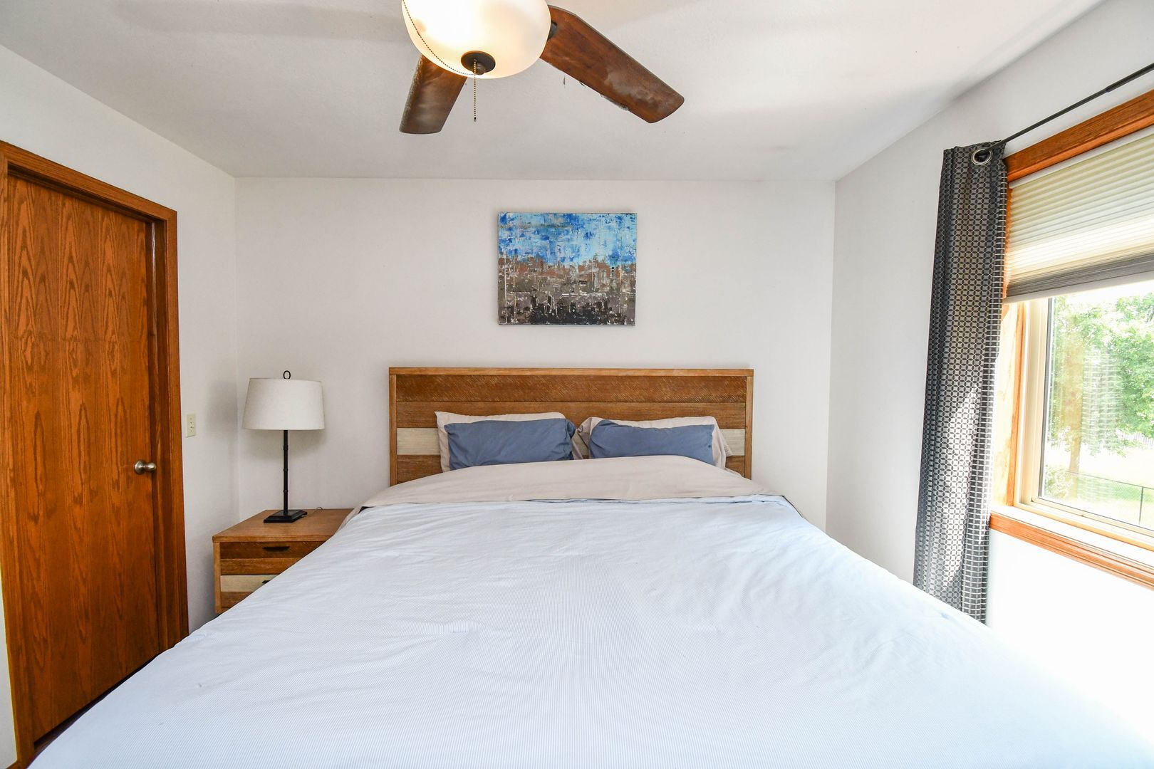 Building Photo - 5704 S San Diego Ave