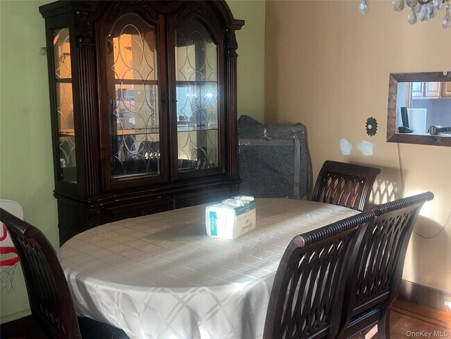 Building Photo - 109-33 Francis Lewis Blvd