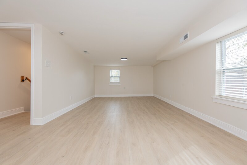 Building Photo - 3414 Michigan Ave