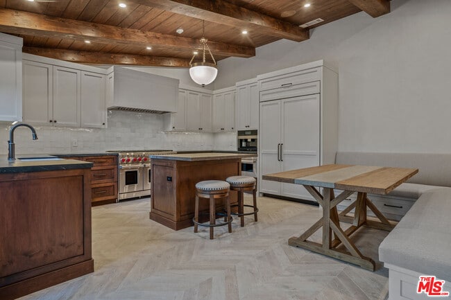 Building Photo - 4265 Denny Ave