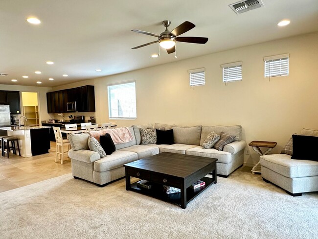 Building Photo - BEAUTIFUL VERRADO 3 BEDROOM PLUS DEN WITH ...