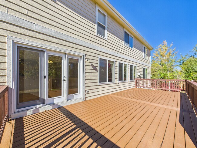 Building Photo - 7765 Lebrun Ct