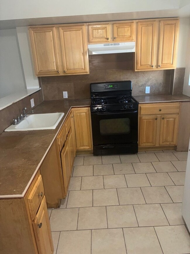 Building Photo - 3703 Edmondson Ave