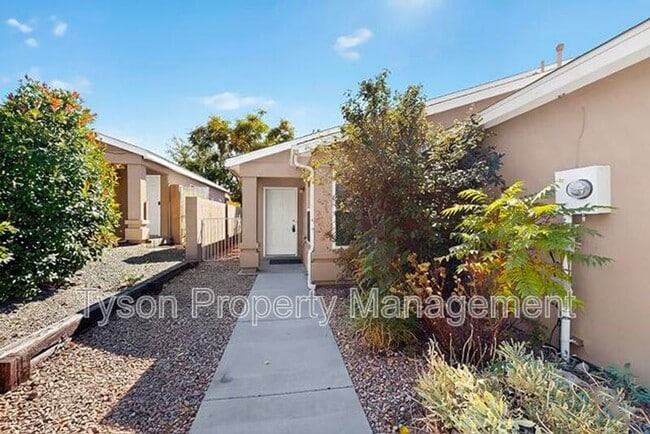 Building Photo - 11204 Miravista Pl SE