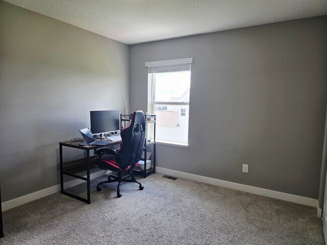 Building Photo - 1515 Ironwood Dr