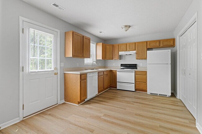 Building Photo - 1051 Blane Dr