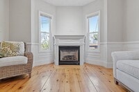 Building Photo - Unique, Renovated 2-Bed Apartment in Quiet...