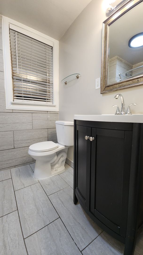 Building Photo - 1029 Central Ave