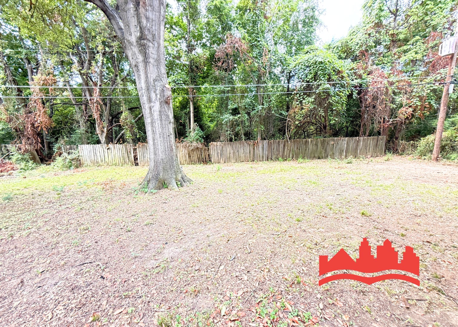 Building Photo - 4801 Dianne Dr