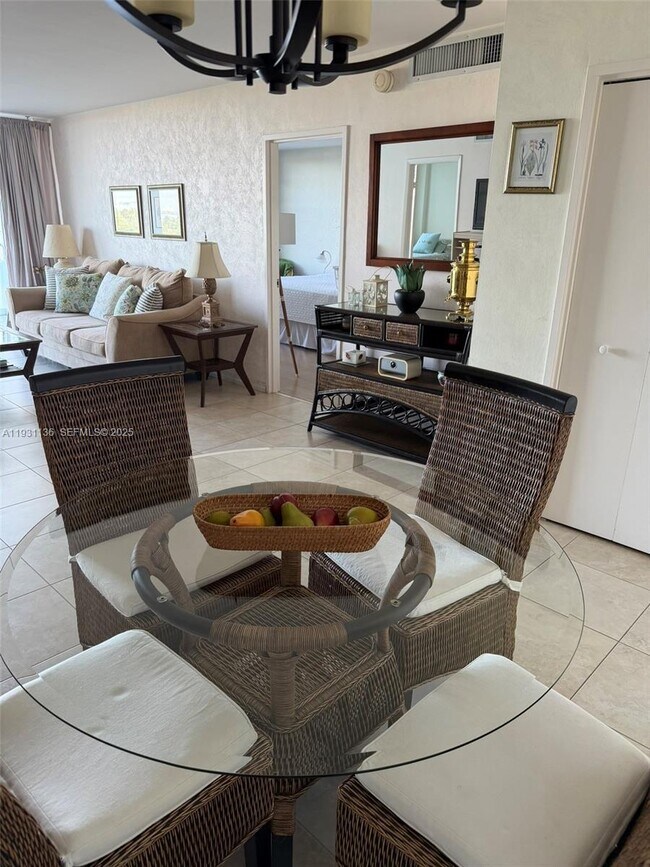 Building Photo - 5151 Collins Ave