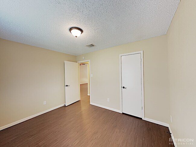 Building Photo - 17314 Glenhew Rd