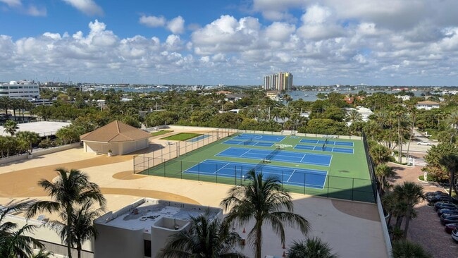 Building Photo - 3000 N Ocean Dr