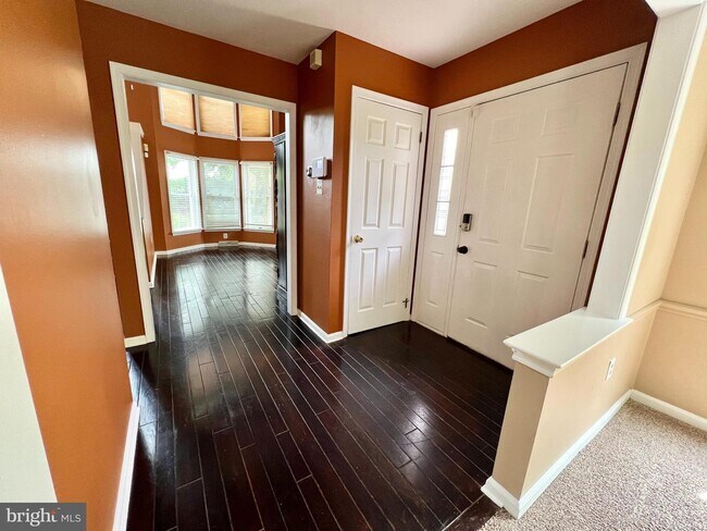 Building Photo - 8620 Trumbauer Dr
