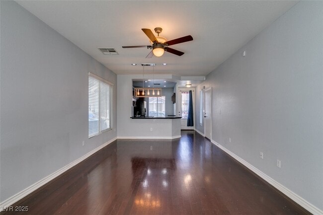 Building Photo - 8233 Shaded Arbors St