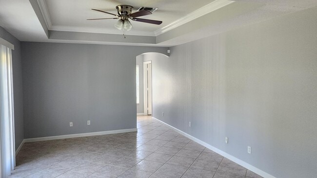Building Photo - 5610 NW North Crisona Cir
