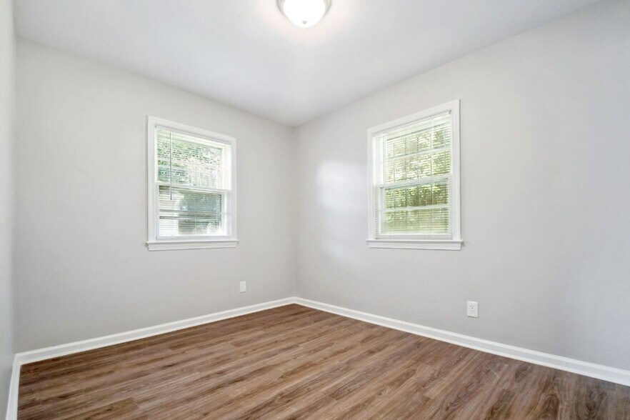 Building Photo - 26 Bayou Ave