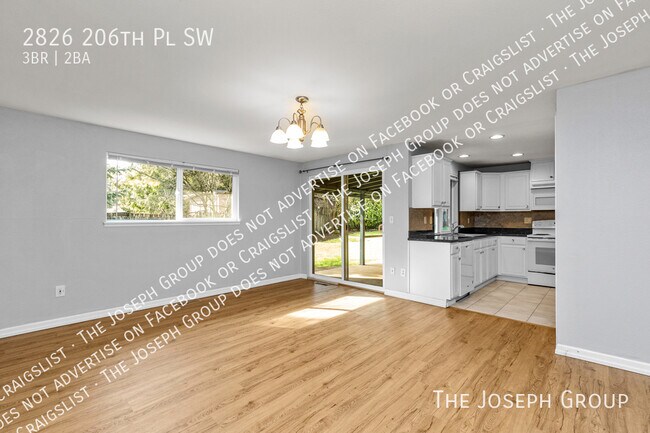 Building Photo - 2826 206th Pl SW