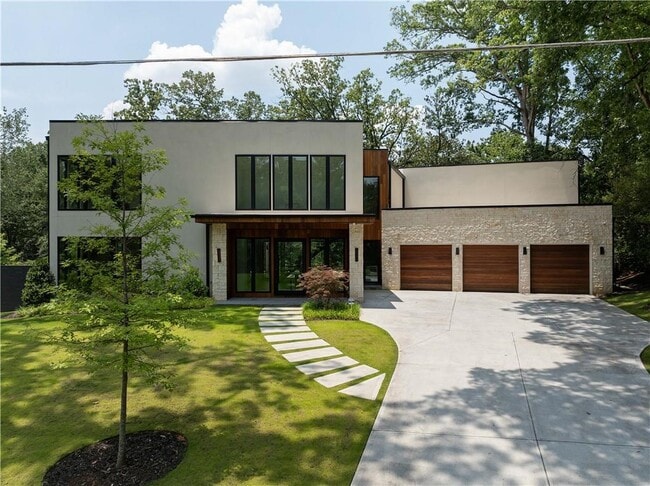 Building Photo - 3566 Cantrell Rd NE