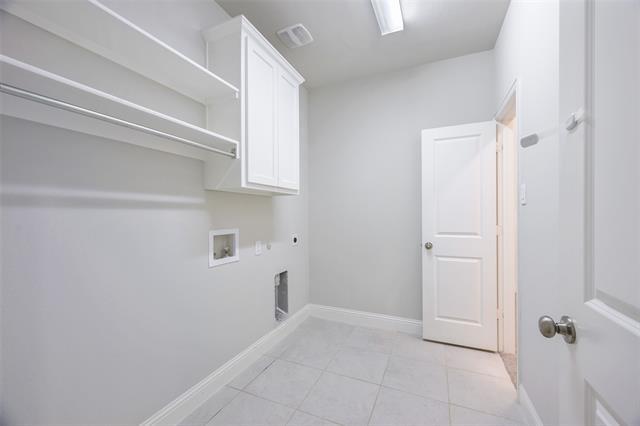 Building Photo - 9724 Excursion Dr
