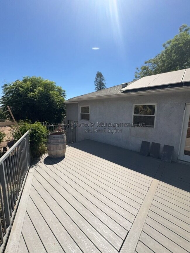 Building Photo - 3126 Belvedere Dr