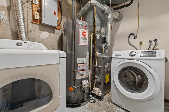 Building Photo - 109 Peddlers Dr