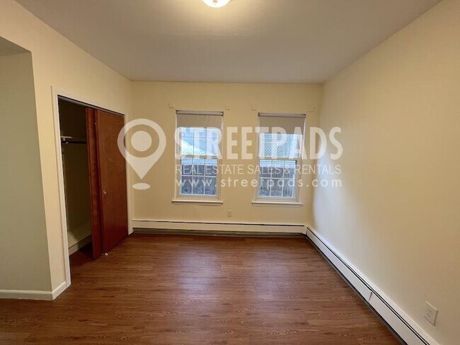 Building Photo - 1 bedroom in Boston MA 02130