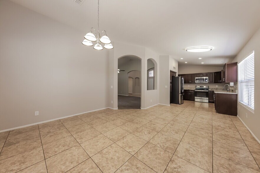 Building Photo - 3118 W Casitas Del Rio Dr